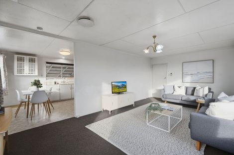 Photo of property in 64 Lauder Crescent, Heidelberg, Invercargill, 9812