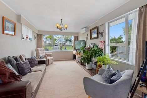 Photo of property in 42 Beazley Crescent, Tikipunga, Whangarei, 0112