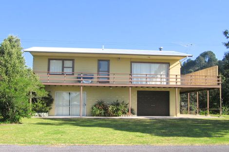 Photo of property in 26 Riverview Road, Cooks Beach, Whitianga, 3591
