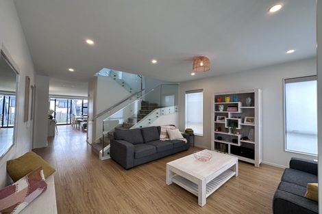 Photo of property in 13 Paripari Street, Flat Bush, Auckland, 2019