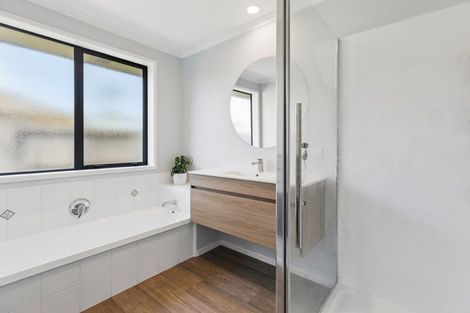 Photo of property in 710 Gloucester Road, Papamoa Beach, Papamoa, 3118