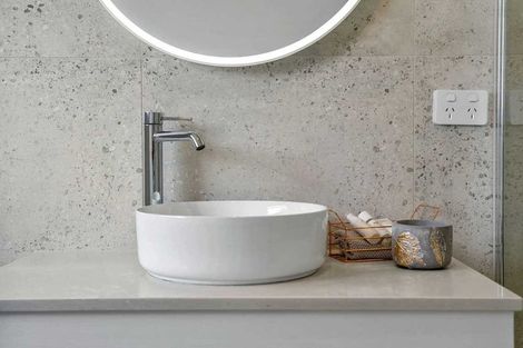 Photo of property in 82 Hayfield Way, Karaka, Papakura, 2113