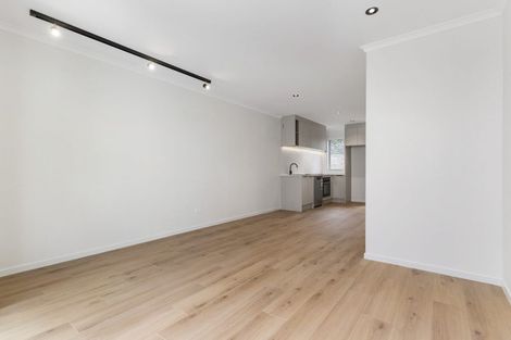 Photo of property in 1092c Great North Road, Point Chevalier, Auckland, 1022