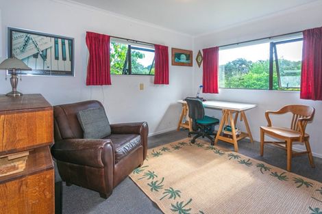 Photo of property in 195 Driving Creek Road, Coromandel, 3506