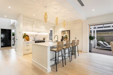 Photo of property in 6 William Blake Way, Riverhead, 0820