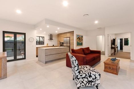 Photo of property in 20 Riverton Terrace, Halswell, Christchurch, 8025