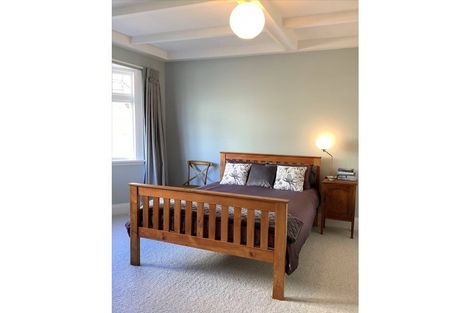 Photo of property in 5 Travancore Street, Island Bay, Wellington, 6023