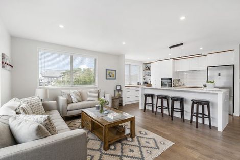 Photo of property in 72 Penetaka Heights, Pyes Pa, Tauranga, 3112