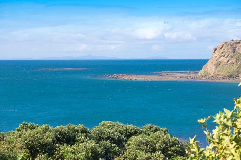 Photo of property in 150 Pacific Parade, Army Bay, Whangaparaoa, 0930