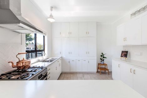 Photo of property in 28 Ferry Road, Whakatane, 3120