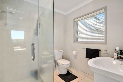 Photo of property in 14 Stonebridge Park Drive, Holdens Bay, Rotorua, 3010