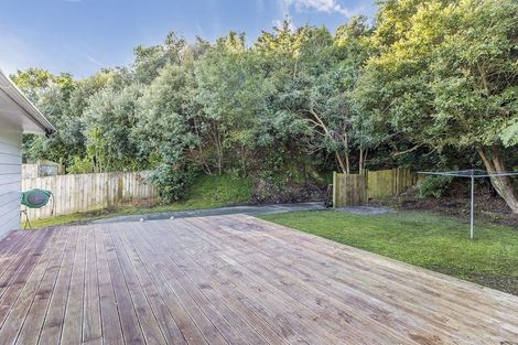 Photo of property in 48 Cardiff Crescent, Cannons Creek, Porirua, 5024