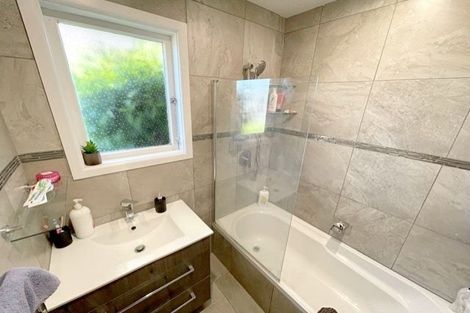 Photo of property in 4 Gardiner Place, Havelock North, 4130