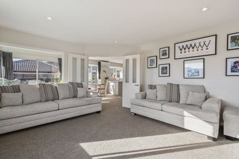 Photo of property in 26 Brightstone Crescent, Aranui, Christchurch, 8061