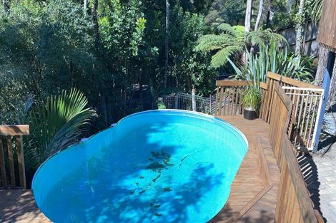 Photo of property in 9 Tawini Road, Titirangi, Auckland, 0604
