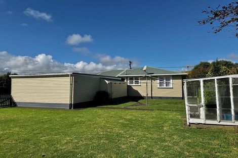 Photo of property in 25 Waihi Road, Hawera, 4610