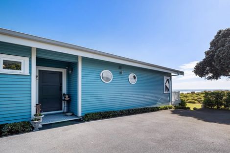 Photo of property in 55a Oceanbeach Road, Mount Maunganui, 3116