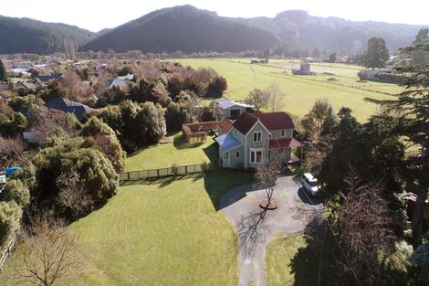 Photo of property in 145 Whitby Road, Wakefield, 7025