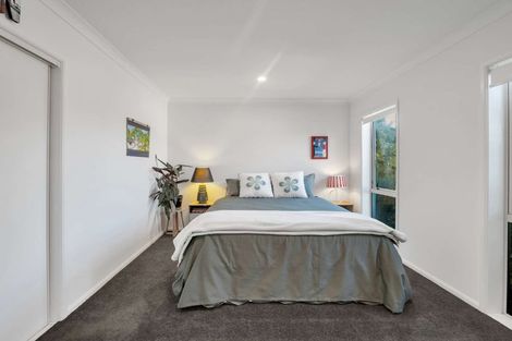 Photo of property in 20 Linkwater Way, Parklands, Christchurch, 8083