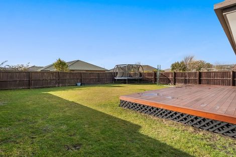 Photo of property in 83 Arcon Drive, Broomfield, Christchurch, 8042