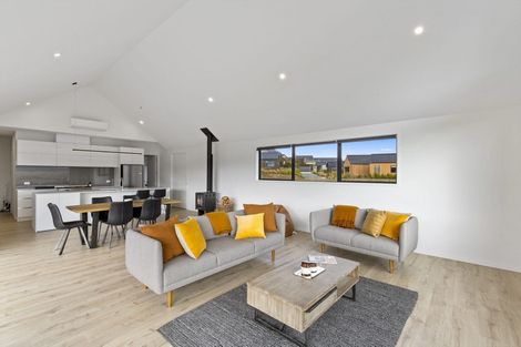 Photo of property in 9 Mcadam Drive, Jacks Point, Queenstown, 9371