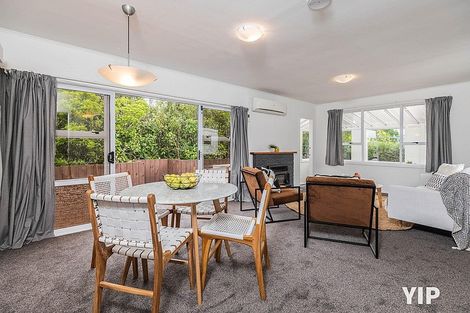 Photo of property in 17 Baylands Drive, Newlands, Wellington, 6037