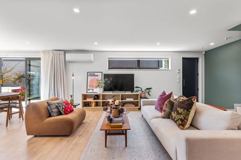 Photo of property in 2/104 Burke Street, Sydenham, Christchurch, 8023