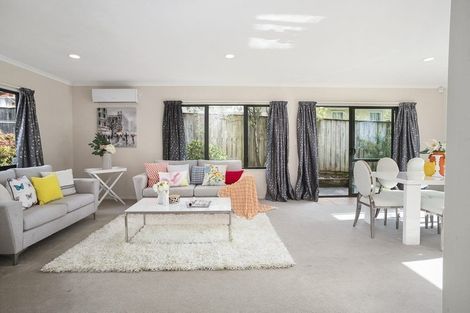 Photo of property in 36a Greenhill Crescent, Pakuranga, Auckland, 2010