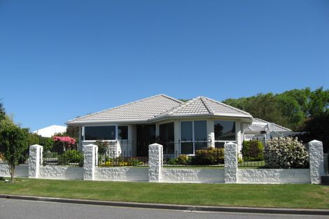 Photo of property in 17 Canon Stack Place, Kaiapoi, 7630