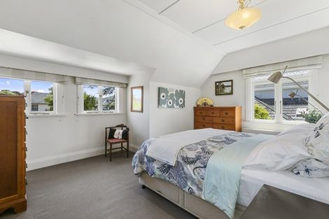 Photo of property in 2 Rangiora Street, Woburn, Lower Hutt, 5010