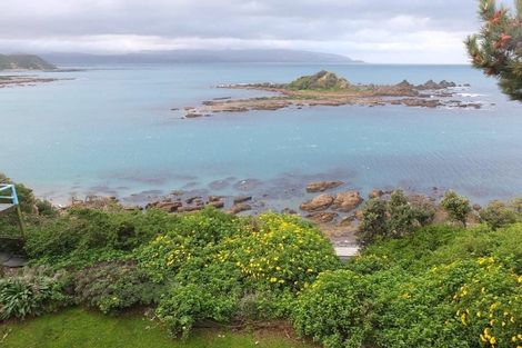 Photo of property in 31 High Street, Island Bay, Wellington, 6023