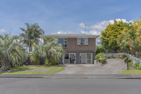 Photo of property in 3 Alf Walker Place, Papakura, 2110