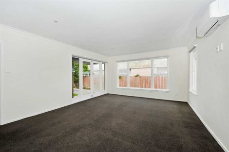 Photo of property in 42 Carruthers Street, Ilam, Christchurch, 8041
