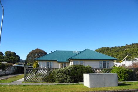 Photo of property in 15 Byron Street, Greymouth, 7805