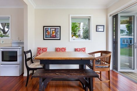 Photo of property in 8 Pitau Road, Mount Maunganui, 3116