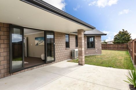 Photo of property in 15 Cole Thomas Place, Huntington, Hamilton, 3210