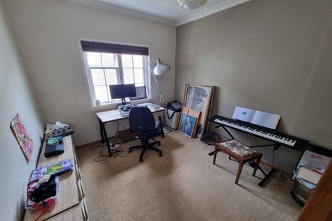 Photo of property in 90 Nottingham Street, Karori, Wellington, 6012