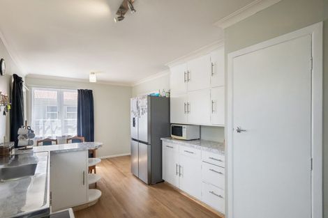 Photo of property in 40 Balmoral Street, Levin, 5510