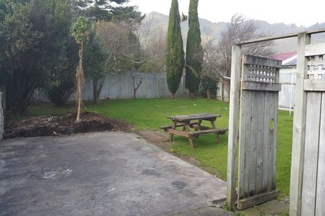 Photo of property in 100 Frederick Street, Wainuiomata, Lower Hutt, 5014