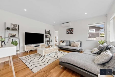 Photo of property in 41 Farquhar Road, Glendene, Auckland, 0602