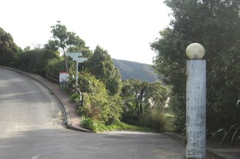 Photo of property in 7 Caughley Grove, Karori, Wellington, 6012