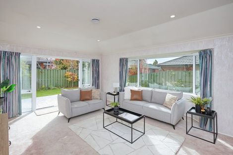 Photo of property in 33 Peer Street, Upper Riccarton, Christchurch, 8041