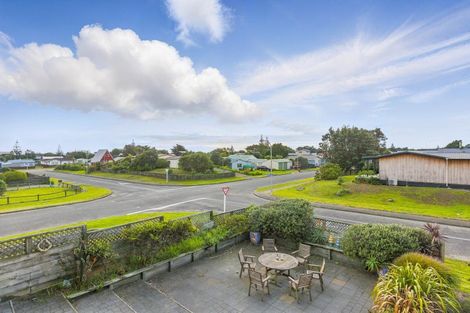 Photo of property in 9 Takitimu Street, Waitarere Beach, Levin, 5510