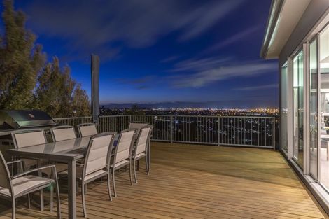 Photo of property in 21 Lookaway Place, Huntsbury, Christchurch, 8022