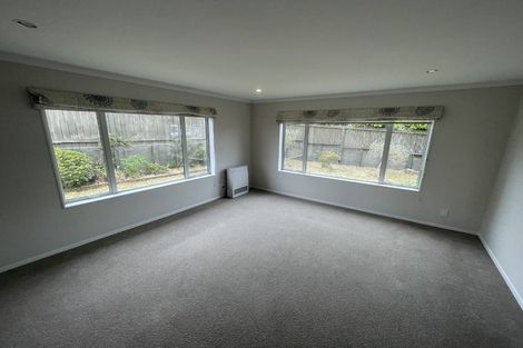 Photo of property in 24 Havana Rise, Grenada Village, Wellington, 6037