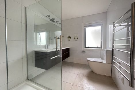 Photo of property in 39 Headland Drive, Long Bay, Auckland, 0630