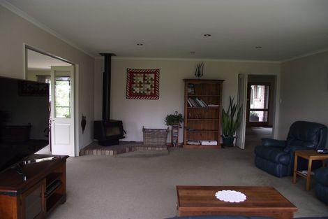 Photo of property in 10c Kinross Drive, Merrilands, New Plymouth, 4312