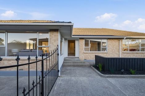Photo of property in 51 Bickerton Street, Wainoni, Christchurch, 8061