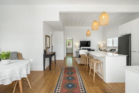 Photo of property in 26 Anne Street, Devonport, Auckland, 0624