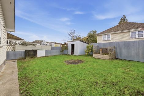 Photo of property in 4 Station Road, Hunterville, 4730